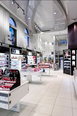 化妆品零售信息咨询服务的价值与发展